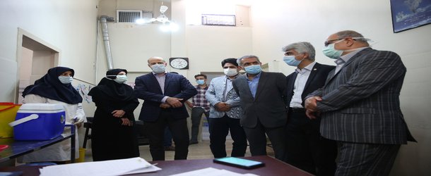 بازدید فرمانده مقابله با بیماری کرونا از چندین مرکز واکسیناسیون در تهران/ضرورت استفاده از پنجره طلایی واکسیناسیون