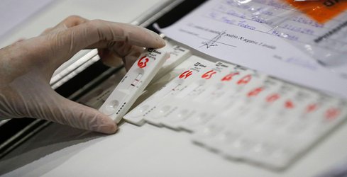 How long is COVID infectious? What scientists know so far