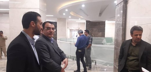 بازدید جمعی از مدیران وزارت بهداشت از بیمارستان شهدای تجریش