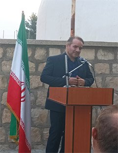 برگزاری شب شعر عمان سامانی با حضور سرپرست دانشگاه شهرکرد