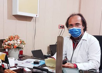 متخصص قلب و عروق دانشگاه علوم پزشکی بوشهر:
خطر ابتلا به بیماری‌های قلبی را با کنترل قند خون کاهش دهید
