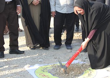 عملیات اجرایی مرکز خدمات جامع سلامت امیرالمومنین (ع) در دشتستان آغاز شد