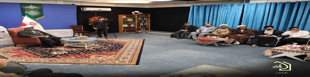 بازدید دانشجویان مدیریت رسانه دانشگاه باقرالعلوم(ع) از دفتر شبکه ماهواره‌ای الاهواز