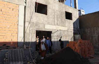 بازدید مسئولین از پروژه های خیرساز بیمارستان شهید بهشتی بابل