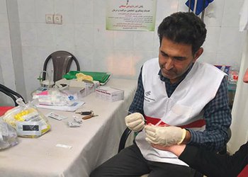 کارشناس شبکه بهداشت و درمان گناوه:
بیماریابی با انجام تست سریع اچ ای وی در مرکز ترک اعتیاد رهایی شهرستان گناوه انجام می‌شود