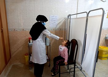 رئیس شبکه بهداشت و درمان کنگان:
۲۵۲۱ کودک اتباع غیر ایرانی در کنگان واکسیناسیون تکمیلی دریافت کردند
