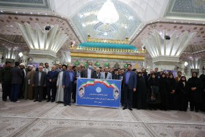 دانشگاهیان دانشگاه تهران با بنیانگذار کبیر جمهوری اسلامی ایران تجدید میثاق کردند | قرائت بیانیه دانشگاهیان در حرم مطهر امام خمینی(ره)