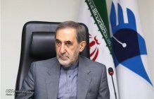 دکتر ولایتی در دیدار با مسئول و اعضای شورای بسیج اساتید دانشگاه آزاد اسلامی: اساتید بسیجی نقش موثری در انتقال مفاهیم انقلابی به دانشجویان بر عهده دارند