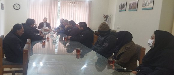 نشست صمیمی رییس مرکز تحقیقات و آموزش گلستان و همکاران ایستگاه تحقیقات کشاورزی گرگان