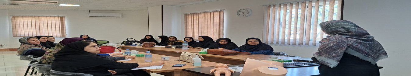 کارگاه آموزشی دیستوشی های زایمان در سلامتکده طب ایرانی و مکمل برگزار شد