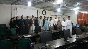 برگزاری کارگاه کارآفرینی و ایده شو با تدریس دکتر لوشابی عضو شورای حمایت و نظارت بر انجمن های علمی دانشجویی کشور