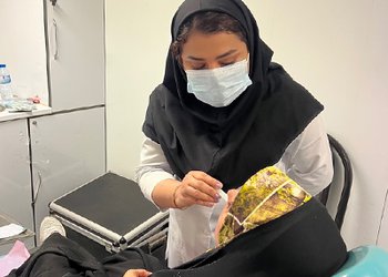 رئیس مرکز بهداشت شهرستان بوشهر:
کلینیک سیار دندانپزشکی در ساحل خلیج‌فارس بوشهر استقرار یافت