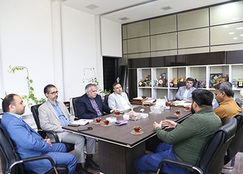 رئیس دانشگاه علوم پزشکی بوشهر خبر داد:
مرکز خدمات جامع سلامت شیرینو در آینده نزدیک افتتاح می‌شود/ گزارش تصویری