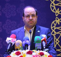 دکتر مقیمی در جشنواره پژوهش و فناوری دانشگاه تهران: «خانه دانشگاه و صنعت» در دانشگاه تهران راه‌اندازی می‌شود | انتقاد رئیس دانشگاه تهران از نگاه‌های کمی و آماری و یک گوشزد درباره آنچه که «پژوهشگرنماهای درباری» خواند!