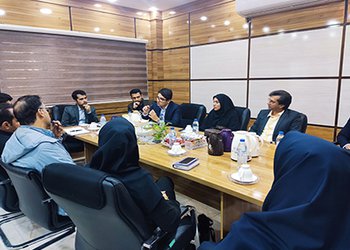 سرپرست معاونت تحقیقات و فناوری دانشگاه علوم پزشکی بوشهر:
تفاهم‌نامه پژوهشی با پژوهشکده میگوی کشور تنظیم خواهد شد
