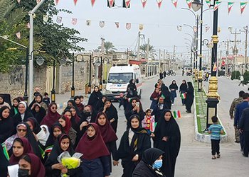 اورژانس ۱۱۵ بوشهر در راهپیمایی حماسی ۲۲ بهمن سال ۱۴۰۲ با مردم همراه شدند و بیعتی دوباره بسته شد