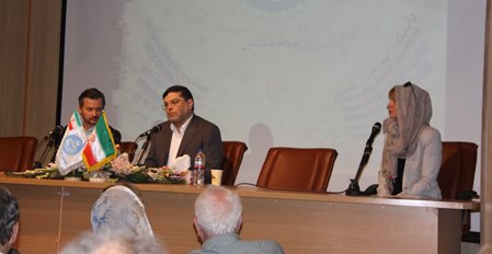 بازدید هیات هلندی از دانشکده مطالعات جهان