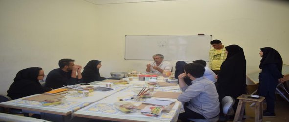 کارگاه آموزشی هنر لایه چینی در دانشگاه هنر اصفهان برگزار شد