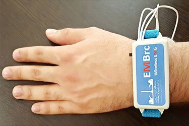 ساخت دستگاه الکترومایوگرافی بی سیم برای ثبت فعالیت‌های الکتریکی عضلات بدن به همت محققان دانشگاهی