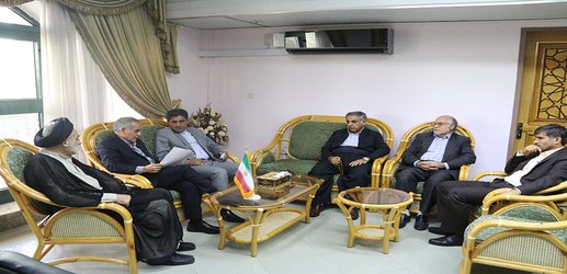نماینده مردم پاوه و اورامانات در مجلس شورای اسلامی با رئیس دانشگاه رازی دیدار و گفتگو کرد
