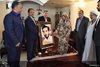 دیدار مسوول دفتر هماهنگی امور ایثارگران وزارت ارتباطات با خانواده شهید علیرضا عباسی