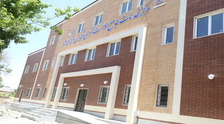 بازدید معاون بهداشتی دانشگاه از مرکز بهداشت شهرستان بهار