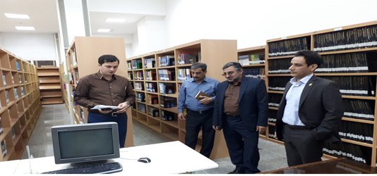 ارائه گزارشی از وضعیت کتابخانه مرکزی و مرکز اسناد دانشگاه صنعتی کرمانشاه توسط دکتر احمدی