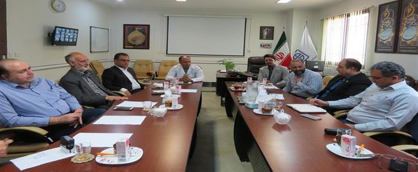  نشست معاون آموزشی دانشگاه با مدیران گروه های آموزشی مرکز آموزشی، پژوهشی و درمانی کوثر