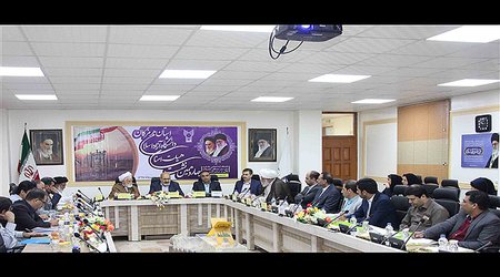 اعطای کارت بانکی تسهیلات اعتباری به دانشجویان دانشگاه آزاد اسلامی/ابلاغ چارت سازمانی جدید به واحدها