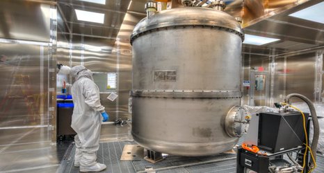 UK delivers super-cool kit to aid the global hunt for dark matter