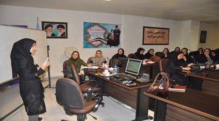 برگزاری کارگاه بارداریهای پرخطر درمرکزبهداشت استان