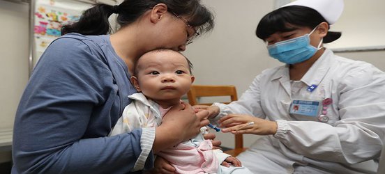 Chinese vaccine scandal unlikely to dent childhood immunization rates