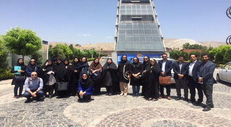 حضور شرکتهای مختلف در پارک فناوری موجب حرکت به سمت تجاری شدن  محصول و توانمندی در حوزه صنعت میشود