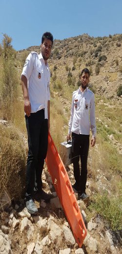 سقوط مرد ۶۲ ساله از ارتفاع ۶ متری در کوههای سپیدار