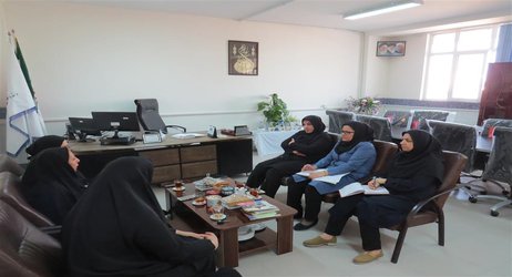 جلسه هم اندیشی برنامه های هفته جوان در شبکه بهداشت و درمان شهرستان سرخه