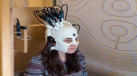 First language study using new wearable brain scanner