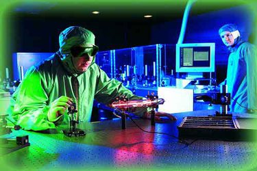 همکاری دانشگاه شریف با چین در حوزه کوانتوم و فتونیک