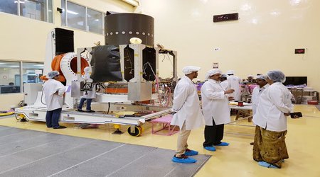 India delays second mission to the Moon