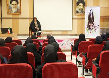 سرپرست شبکه بهداشت و درمان دشتستان:
نقش حجاب و عفاف در عظمت زن موردتوجه تمام جوامع بشری است
