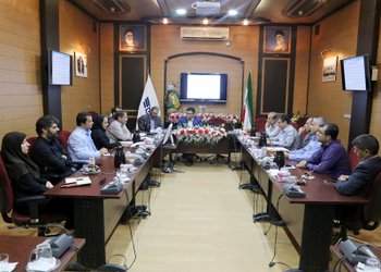 رییس دانشگاه علوم پزشکی بوشهر:
بیش از ۵۰ درصد از جایگاه‌های مدیریتی دانشگاه به مدیران زن اختصاص داده‌شده است/ گزارش تصویری