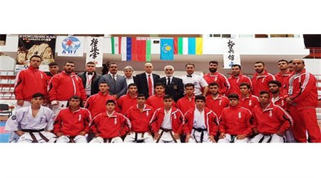 کسب مقام سوم مسابقات جهانی کاراته از سوی دانشجوی واحد اصفهان(خوراسگان) - 1396/08/10