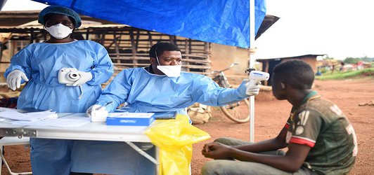 Experimental Ebola drugs face tough test in war zone