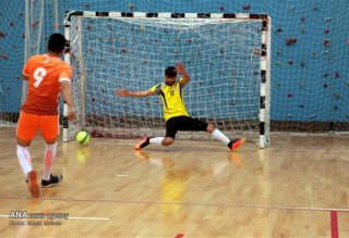 پایان روز نخست مسابقات فوتسال دانشجویان استان سمنان با پیروزی مدعیان