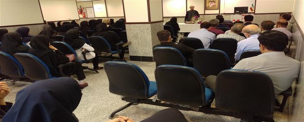 برگزاری برنامه آموزشی اقامه نماز در بیمارستان معتمدی گرمسار