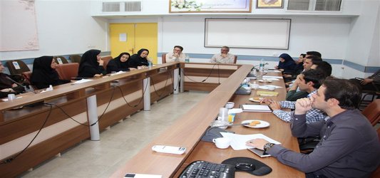 برگزاری کمیته درون بخشی هفته جهانی سالمند در شبکه بهداشت و درمان شهرستان گرمسار 