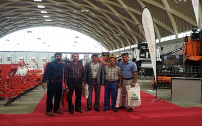 نمایندگان مرکز ترویج و توسعه تکنولوژی هراز از دومین نمایشگاه بین المللی ماشین¬آلات و صنایع وابسته کشاورزی ATMAK-IFARM بازدید کردند