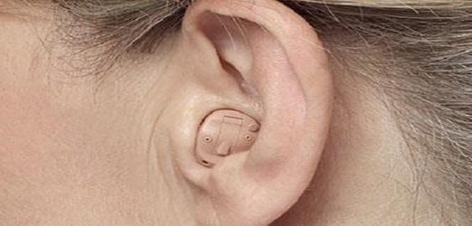 سمعک های خیابان «جمهوری» قاچاق است/فروش سمعک دست دوم در سایت ها
