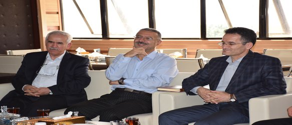 اساتید «بنکه‌ی‌ژین» از دانشگاه کردستان بازدید کردند