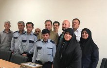 تقدیر سرپرست دانشکده علوم انسانی واحد از تلاشهای نیروهای خدمات