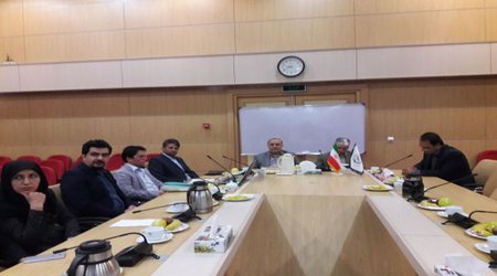 رسالت اعضای هیات علمی فقط تدریس نیست، زمینه  تحقق کار آفرینی در دانشگاه های نسل سوم را محقق سازید.